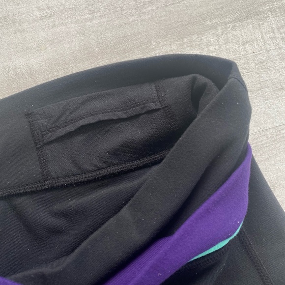 Lululemon Groove Pants - Picture 4 of 5